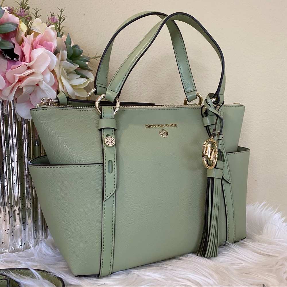 Michael Kors Nomad S Convertible Tote Xbody bag - Picture 6 of 14